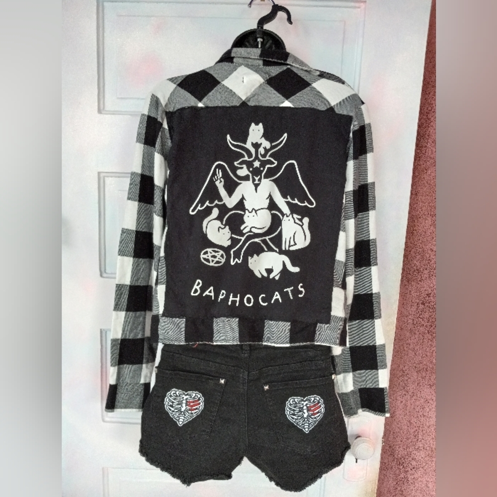 Sneak peek @ WIP custom Rage Against the Sewing Machine upcoming jackets! Ooak🧵 - Picture 11 of 16
